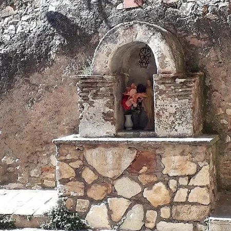 Il Borgo Casa Vacanze Miranda *
