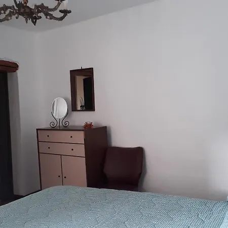 Il Borgo Casa Vacanze Miranda Feriehus *