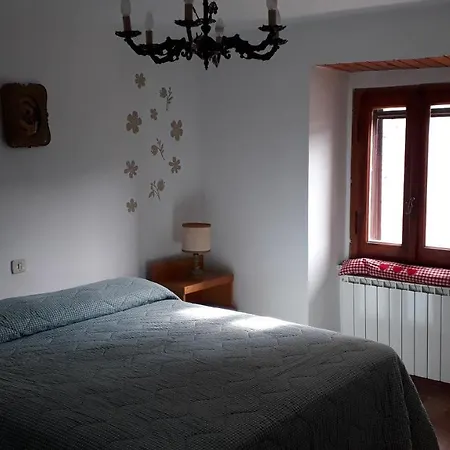 Il Borgo Casa Vacanze Miranda * Terni