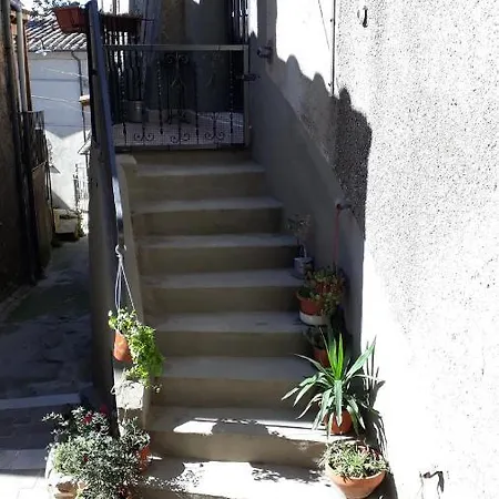 Il Borgo Casa Vacanze Miranda بيت للعطل